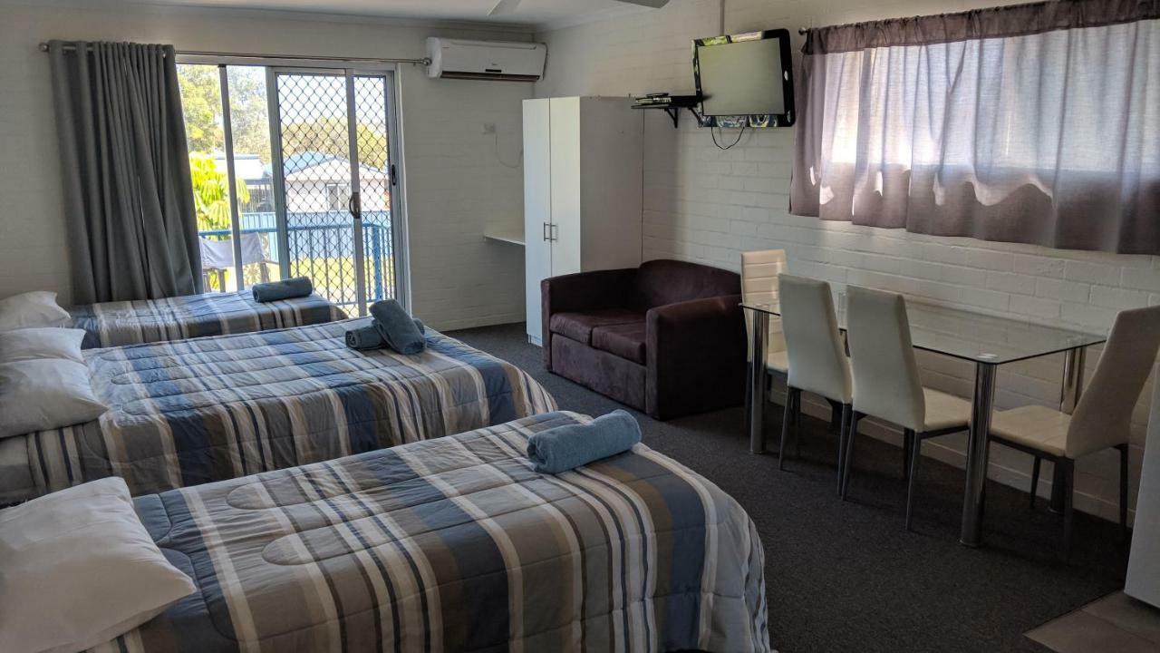 Harrington Village Motel Manning Point Exteriér fotografie